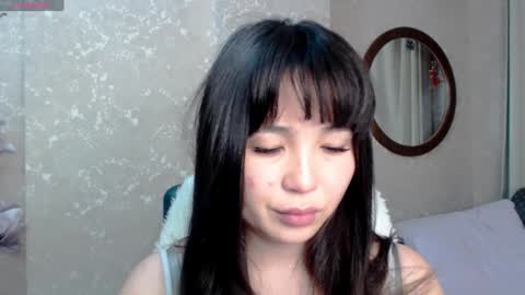 Snapshot of aya_moon chatting on 01-16-25, 02:41 Aya Moon online show from 01-16-25, 02:41