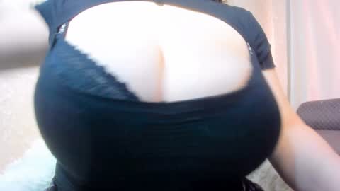 Snapshot of aya_moon chatting on 02-04-25, 04:26 Aya Moon online show from 02-04-25, 04:26