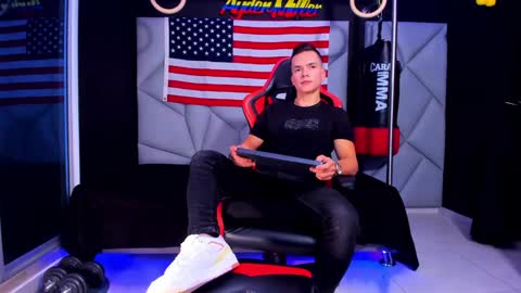 Ayden Miller online show from 01-10-25, 02:13