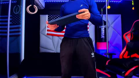 Ayden Miller online show from 01-20-25, 03:18