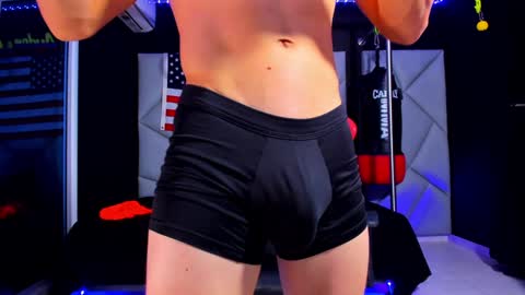 Ayden Miller online show from 01-24-25, 07:41