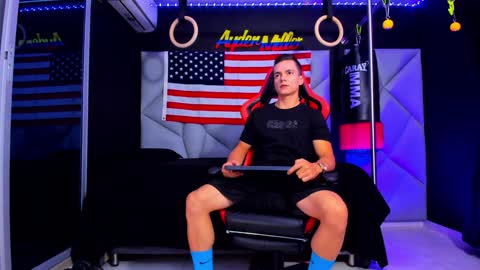 Ayden Miller online show from 01-26-25, 03:06