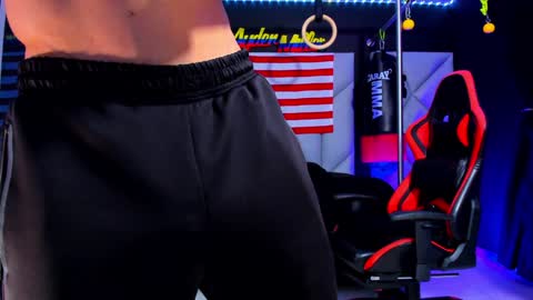 Ayden Miller online show from 01-28-25, 12:36