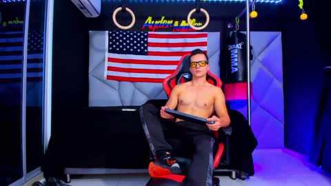 Ayden Miller online show from 01-28-25, 03:47