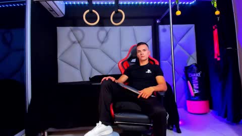 Ayden Miller online show from 03-05-25, 02:46