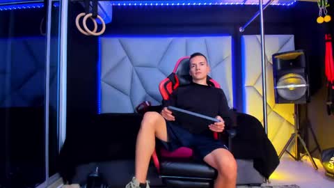 Ayden Miller online show from 05-17-26, 07:28