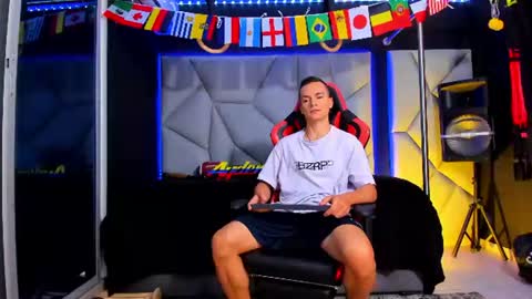 Ayden Miller online show from 06-17-26, 04:30