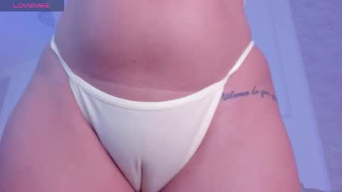 Snapshot of ayla13_ chatting on 05-19-26, 02:56 Alyda Jaramillo online show from 05-19-26, 02:56