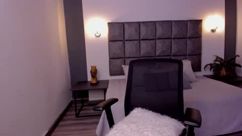 Ayleen online show from 02-13-25, 07:10