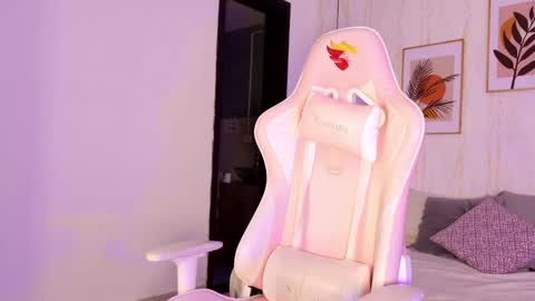 Ayleen online show from 10-01-25, 12:33