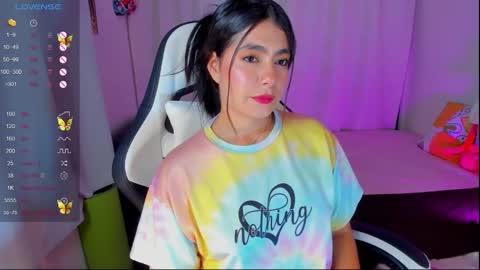 Snapshot of aylenmiller_ chatting on 12-16-25, 01:43 Aylen online show from 12-16-25, 01:43