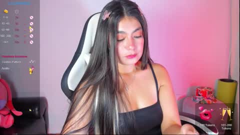 Snapshot of aylenmiller_ chatting on 03-08-26, 01:36 Aylen online show from 03-08-26, 01:36