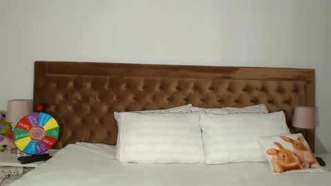 Snapshot of aylinhoney chatting on 02-23-25, 01:57 Aylin online show from 02-23-25, 01:57