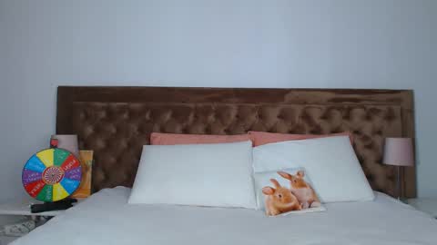 Snapshot of aylinhoney chatting on 09-09-25, 01:38 Aylin online show from 09-09-25, 01:38