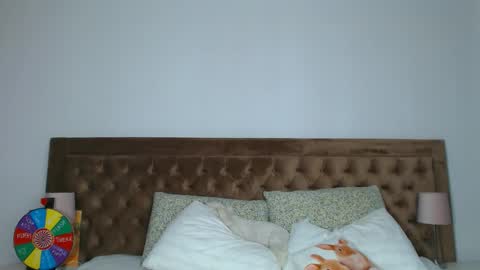 Snapshot of aylinhoney chatting on 10-17-25, 04:04 Aylin online show from 10-17-25, 04:04