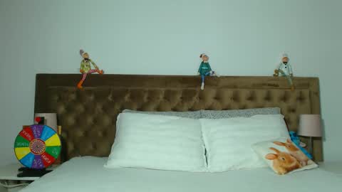 Snapshot of aylinhoney chatting on 11-04-25, 03:16 Aylin online show from 11-04-25, 03:16