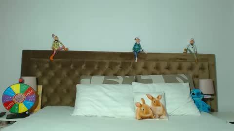 Snapshot of aylinhoney chatting on 11-09-25, 03:05 Aylin online show from 11-09-25, 03:05