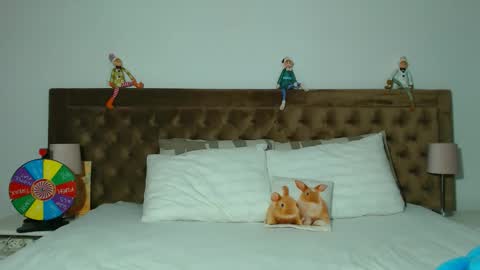 Snapshot of aylinhoney chatting on 11-11-25, 03:06 Aylin online show from 11-11-25, 03:06