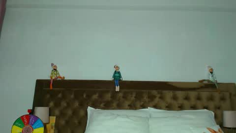 Snapshot of aylinhoney chatting on 11-23-25, 04:12 Aylin online show from 11-23-25, 04:12