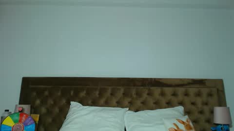 Snapshot of aylinhoney chatting on 01-12-26, 03:45 Aylin online show from 01-12-26, 03:45