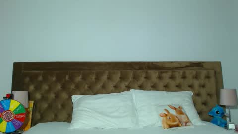 Snapshot of aylinhoney chatting on 01-16-26, 05:44 Aylin online show from 01-16-26, 05:44