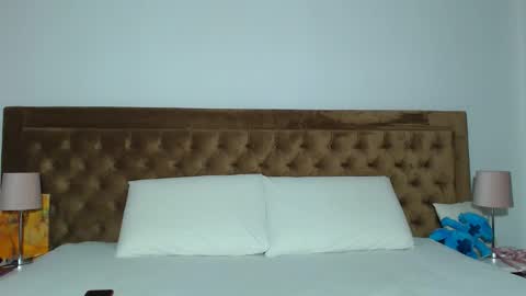 Snapshot of aylinhoney chatting on 02-15-26, 06:21 Aylin online show from 02-15-26, 06:21