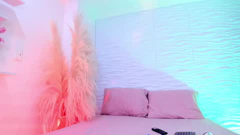 Snapshot of aylinlove_ chatting on 06-08-26, 10:59 aylinlove_ online show from 06-08-26, 10:59