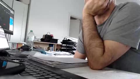 Snapshot of aylinniyerim chatting on 03-10-26, 02:55 aylinniyerim online show from 03-10-26, 02:55