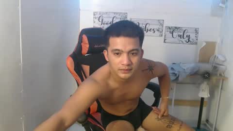 ayman2003 online show from 01-09-25, 07:31