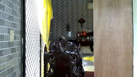 aymkyline online show from 04-28-26, 01:37