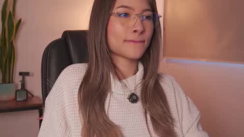 Ayra L online show from 03-11-26, 01:17