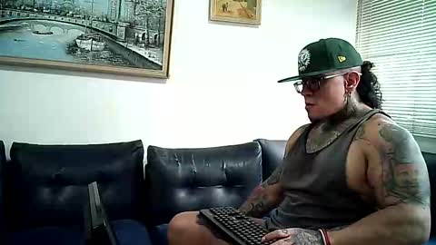 Snapshot of ayrton_naffah2 chatting on 05-28-26, 07:55 Ayrton naffah2 online show from 05-28-26, 07:55