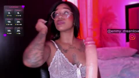 Snapshot of ayselsole chatting on 01-02-25, 09:07 Emmy online show from 01-02-25, 09:07