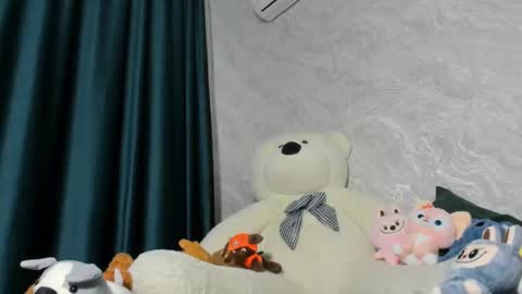 Snapshot of ayumi_rin chatting on 09-29-25, 08:46 Ayumi online show from 09-29-25, 08:46