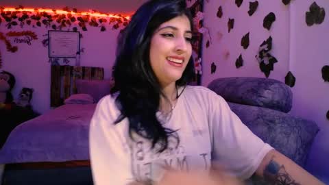Snapshot of azaaharziz chatting on 01-22-25, 02:04 Azahar online show from 01-22-25, 02:04