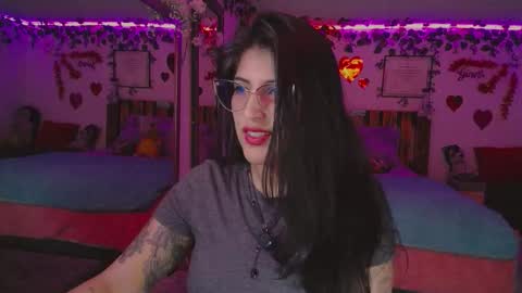 Snapshot of azaaharziz chatting on 09-18-25, 11:07 Azahar online show from 09-18-25, 11:07