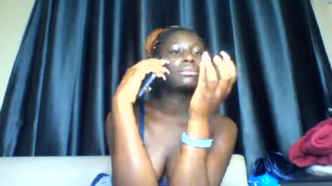 azaelia_iris online show from 07-28-26, 08:43