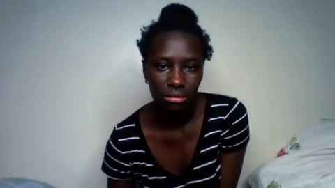 azaelia_iris online show from 08-05-26, 01:47