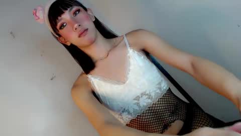 Snapshot of azalea_cum69 chatting on 02-18-25, 10:16 azalea_cum69 online show from 02-18-25, 10:16
