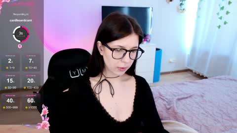 Snapshot of azaliya_haze chatting on 03-27-26, 08:26 Azaliya online show from 03-27-26, 08:26