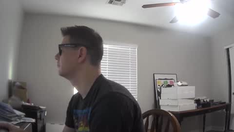 Snapshot of azsurfer39 chatting on 12-04-24, 03:54 azsurfer39 online show from 12-04-24, 03:54