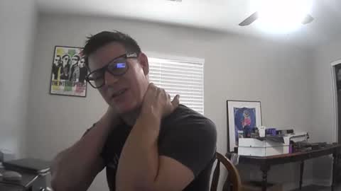 Snapshot of azsurfer39 chatting on 10-15-25, 05:13 azsurfer39 online show from 10-15-25, 05:13