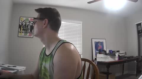 Snapshot of azsurfer39 chatting on 10-22-25, 04:51 azsurfer39 online show from 10-22-25, 04:51