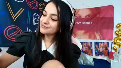 Azucena R online show from 07-28-26, 04:50