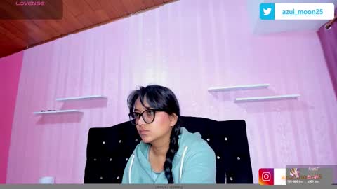 Snapshot of azul_moon chatting on 09-10-25, 03:39 azul_moon online show from 09-10-25, 03:39