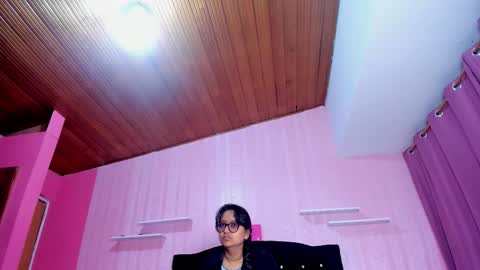 Snapshot of azul_moon chatting on 09-21-25, 03:30 azul_moon online show from 09-21-25, 03:30