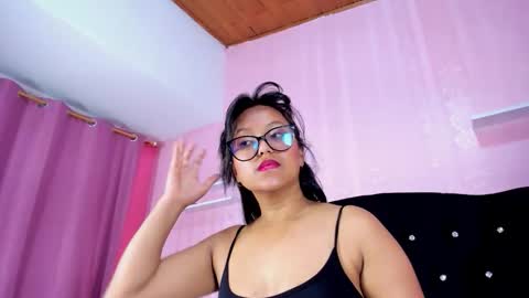 Snapshot of azul_moon chatting on 11-12-25, 04:57 azul_moon online show from 11-12-25, 04:57