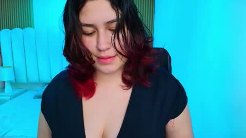 Snapshot of azul_veraa chatting on 02-04-26, 12:11 Azul online show from 02-04-26, 12:11