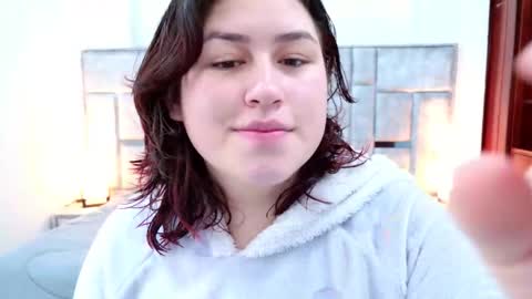 Snapshot of azul_veraa chatting on 02-25-26, 12:15 Azul online show from 02-25-26, 12:15