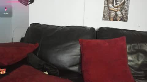 Snapshot of azulenna_05 chatting on 02-15-26, 11:45 lenna online show from 02-15-26, 11:45